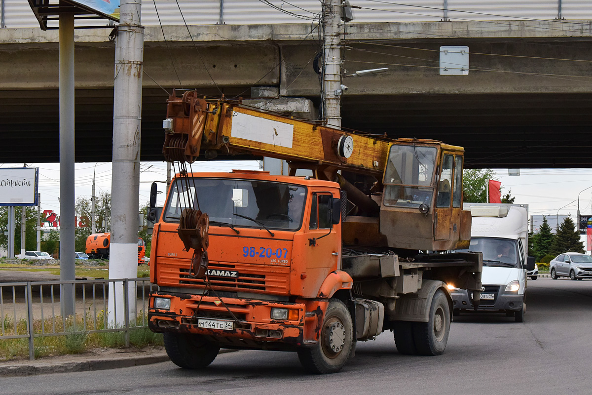 Волгоградская область, № М 144 ТС 34 — КамАЗ-53605-62