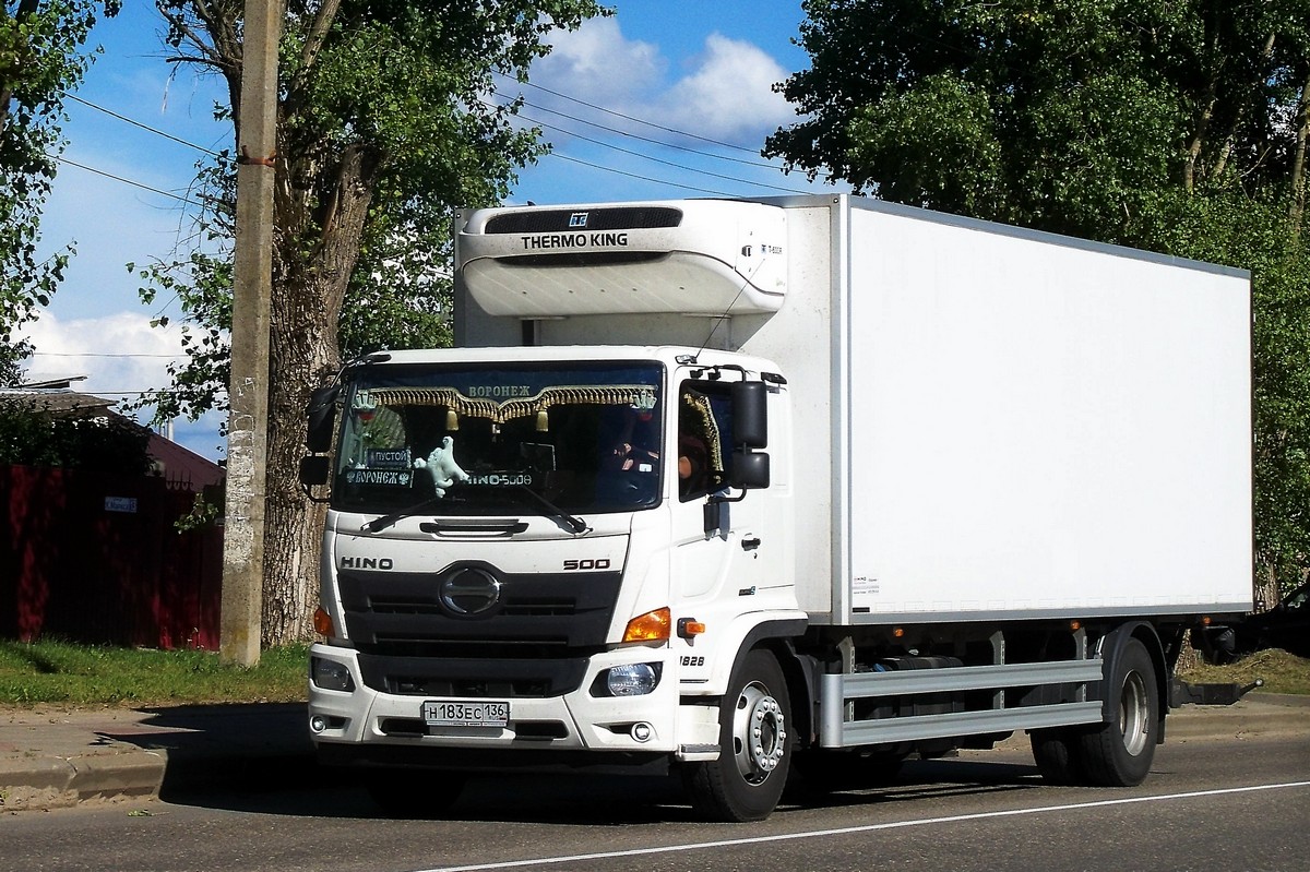 Воронежская область, № Н 183 ЕС 136 — Hino 500