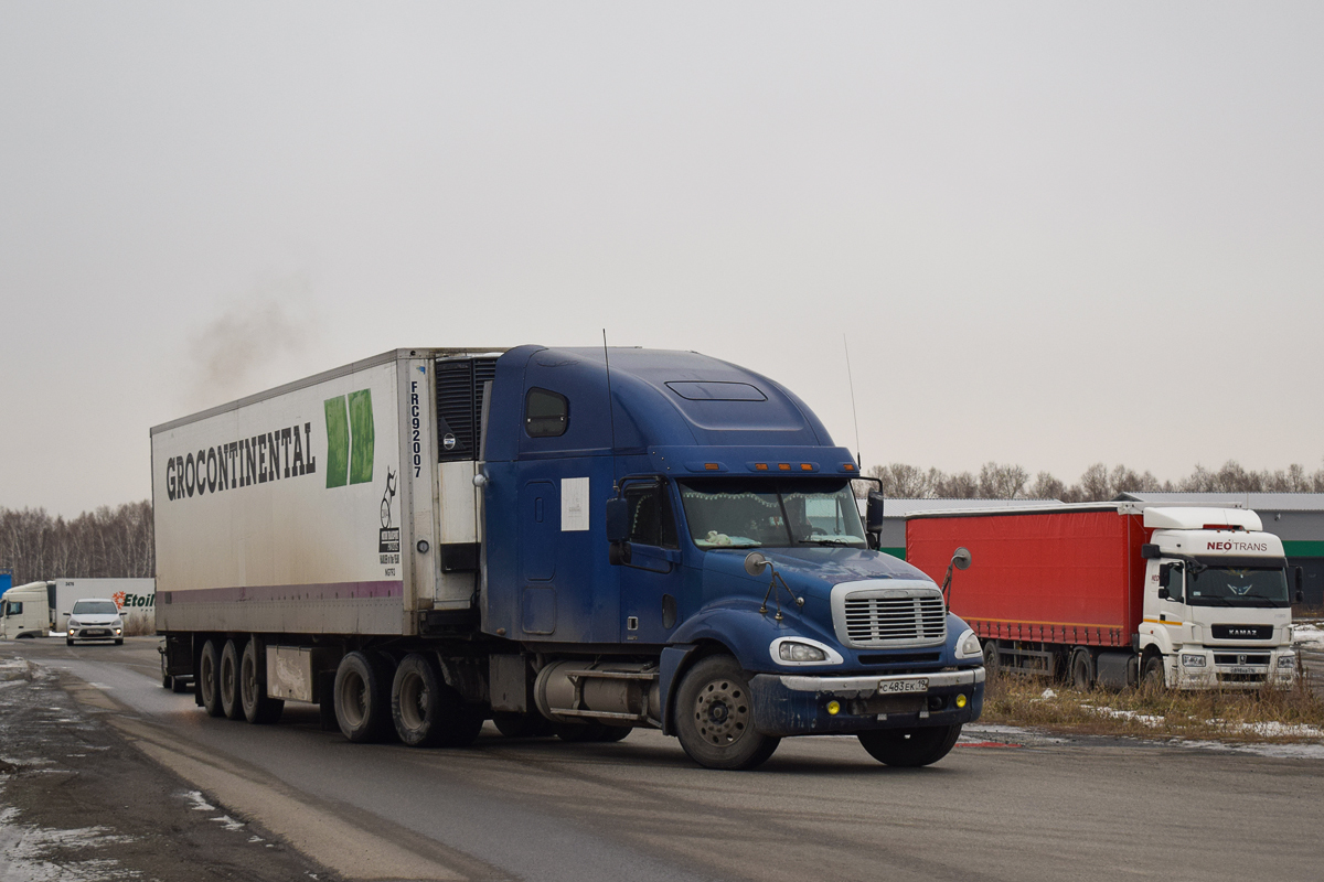 Алтайский край, № С 483 ЕК 19 — Freightliner Columbia