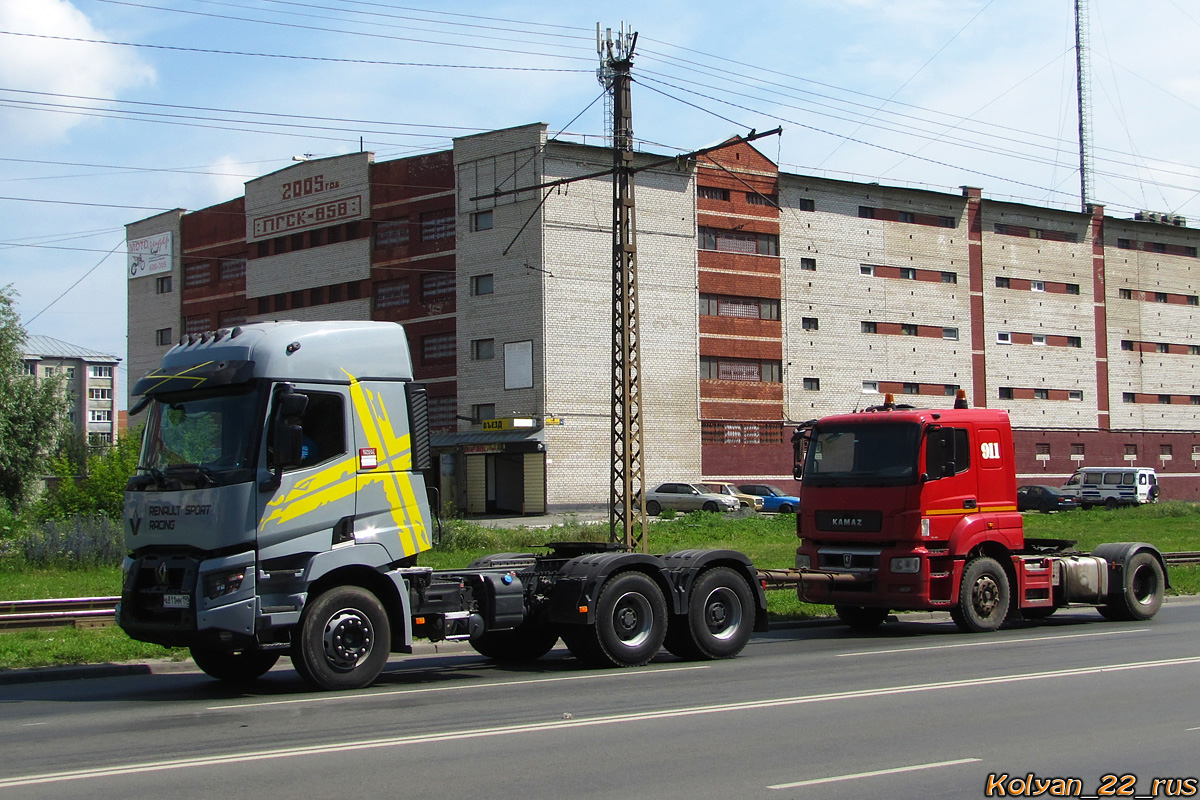 Алтайский край, № А 811 ММ 198 — Renault C-Series ('2013)