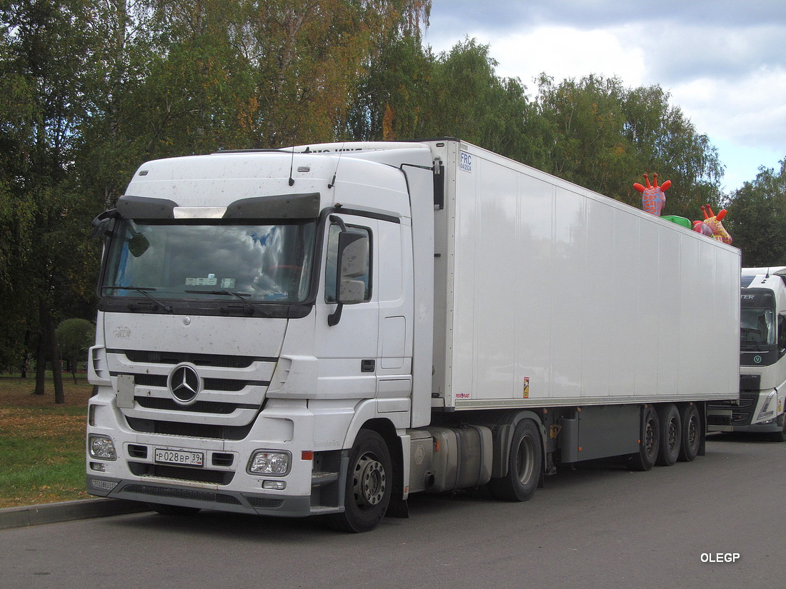 Калининградская область, № Р 028 ВР 39 — Mercedes-Benz Actros ('2009) 1844