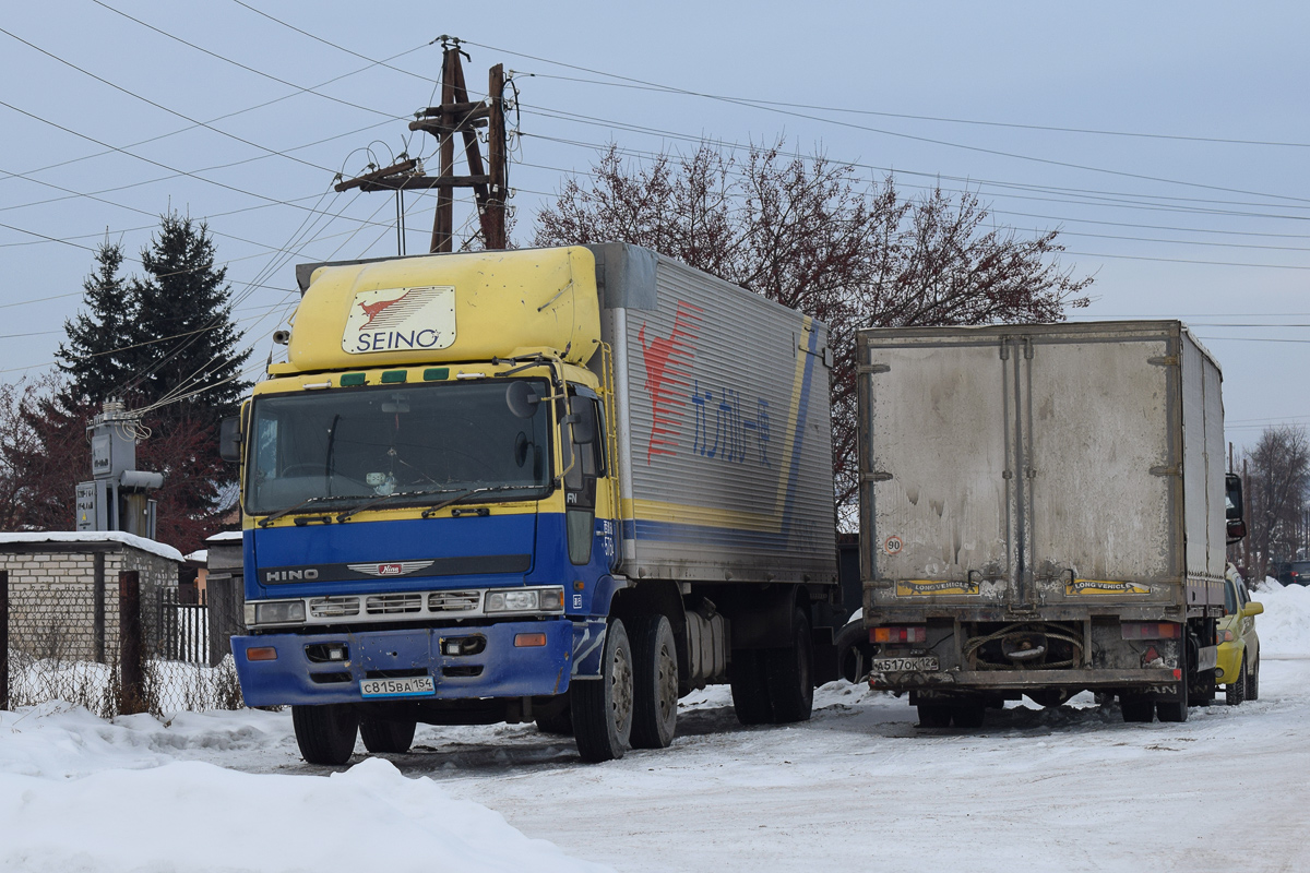 Алтайский край, № С 815 ВА 154 — Hino FN