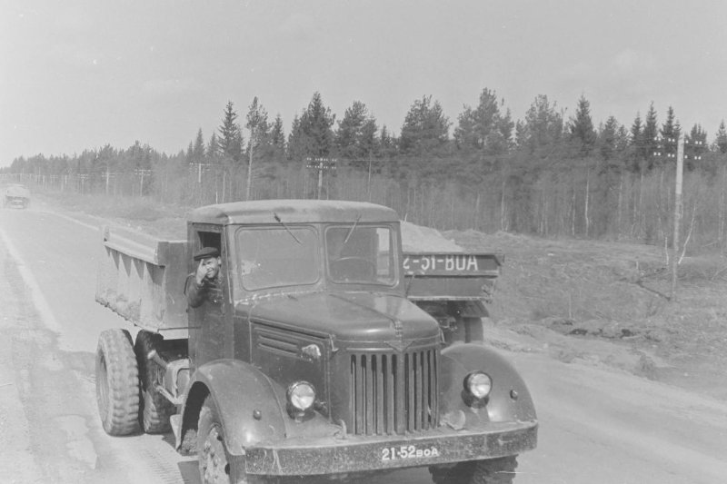 Вологодская область, № 21-52 ВОА — МАЗ-205; Вологодская область — Исторические фотографии (Автомобили)