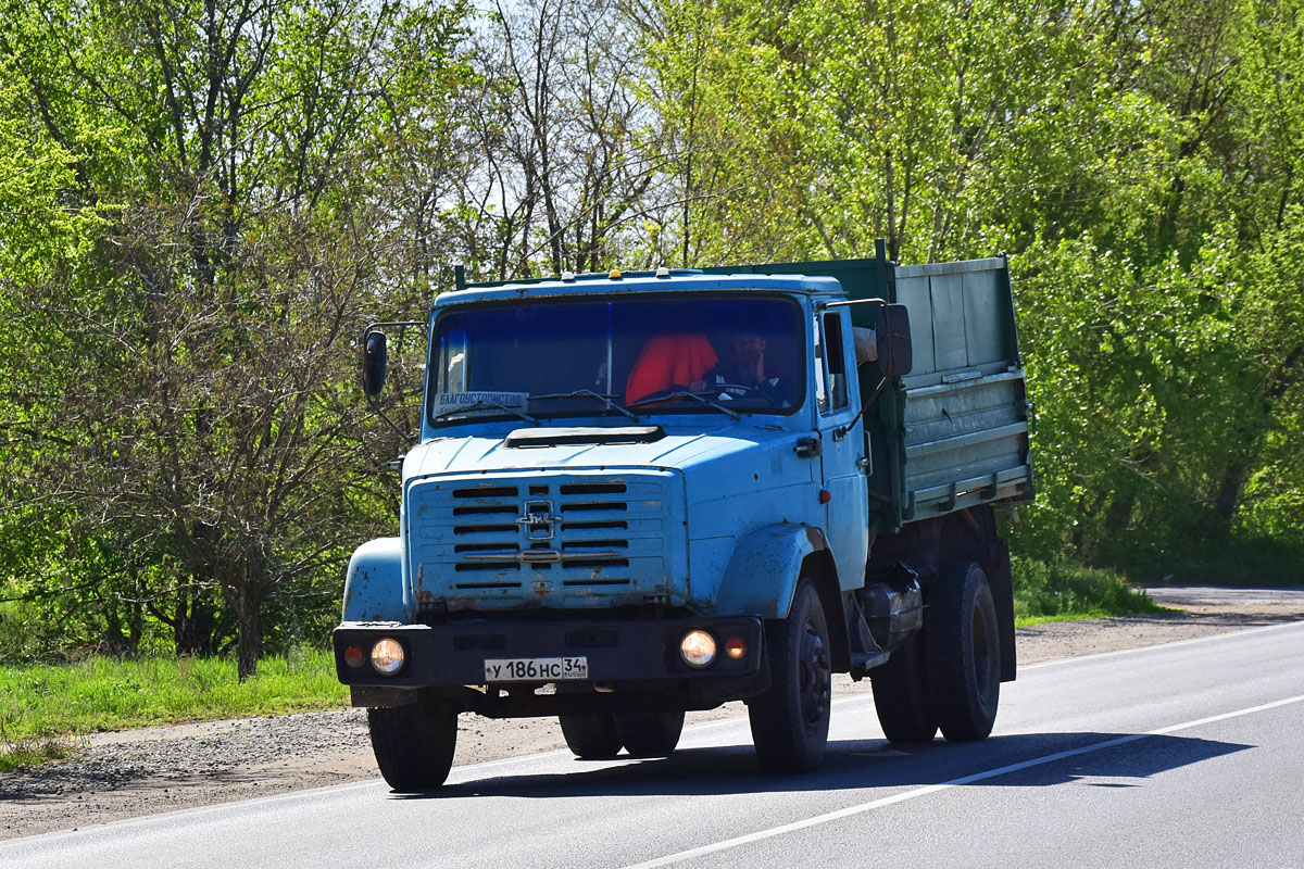 Волгоградская область, № У 186 НС 34 — ЗИЛ-494560