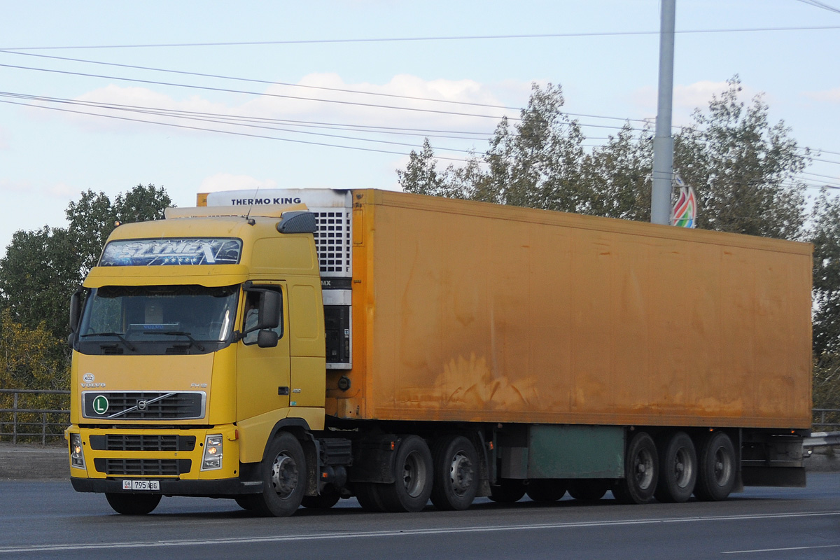 Киргизия, № 06 795 ABG — Volvo ('2002) FH12.460