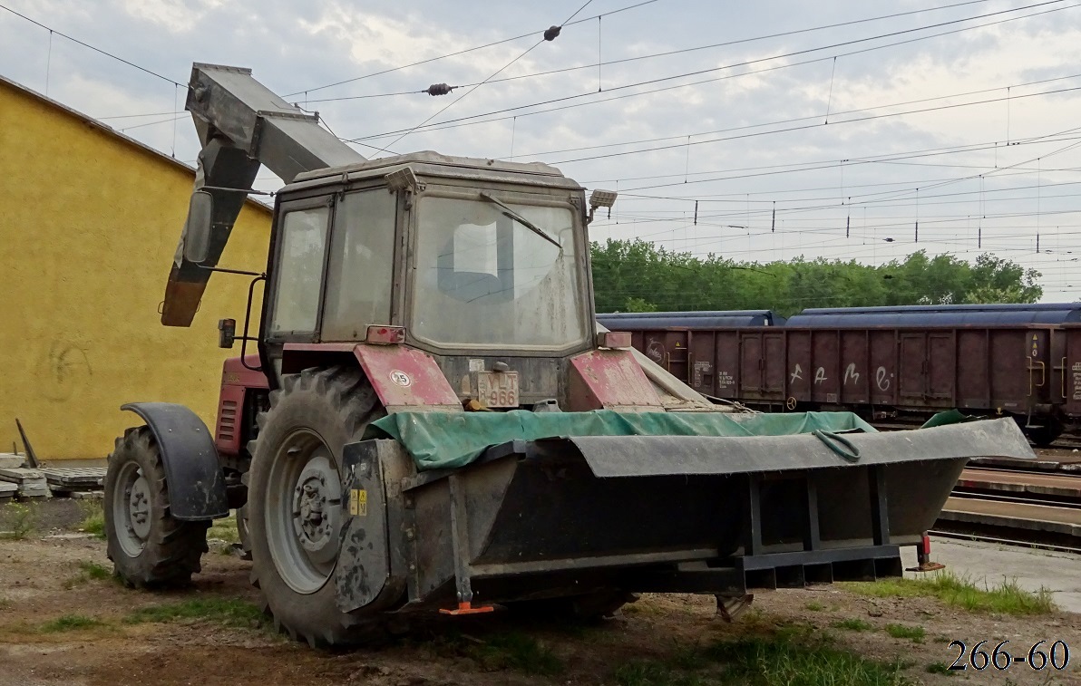 Венгрия, № YLT-966 — Беларус-820.4; Венгрия — Конвейерные ленты OPTI-RACK длиной 150 и 150 м