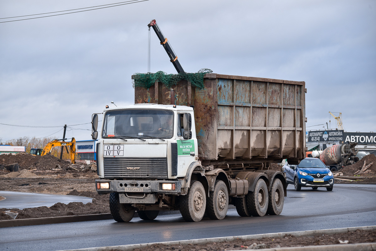 Архангельская область, № О 585 ЕН 29 — МЗКТ-692378