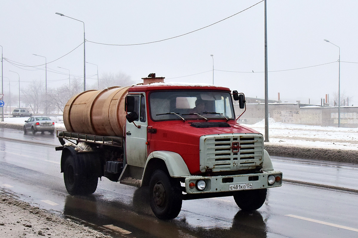 Волгоградская область, № Е 481 КО 134 — ЗИЛ-433104