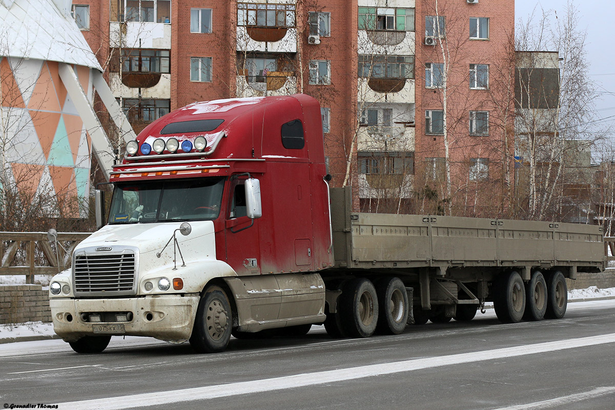 Саха (Якутия), № В 075 КХ 75 — Freightliner Century Class