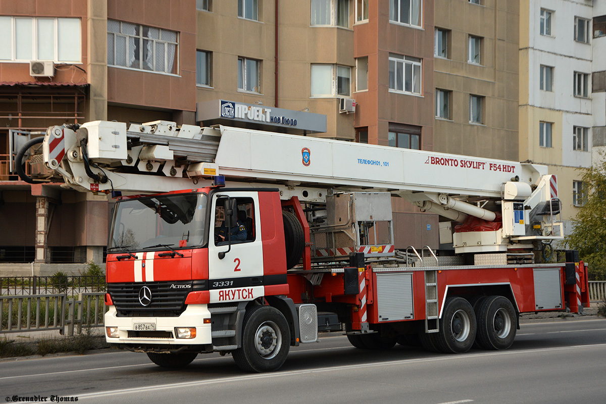 Саха (Якутия), № В 857 ВА 14 — Mercedes-Benz Actros ('1997) 3331