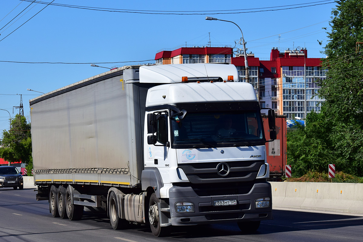 Волгоградская область, № Е 883 МТ 134 — Mercedes-Benz Axor 1840 [Z9M]