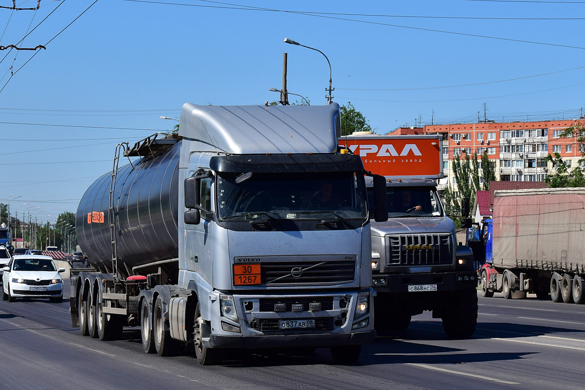 Калмыкия, № О 837 АВ 08 — Volvo ('2008) FH.440