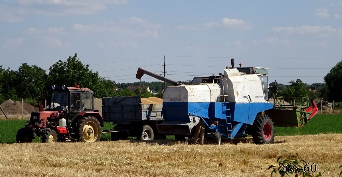 Венгрия, № YFK-765 — Беларус-820; Венгрия, № M000051 — Fortschritt E512