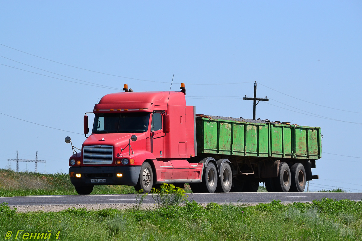 Волгоградская область, № К 587 СО 34 — Freightliner Century Class