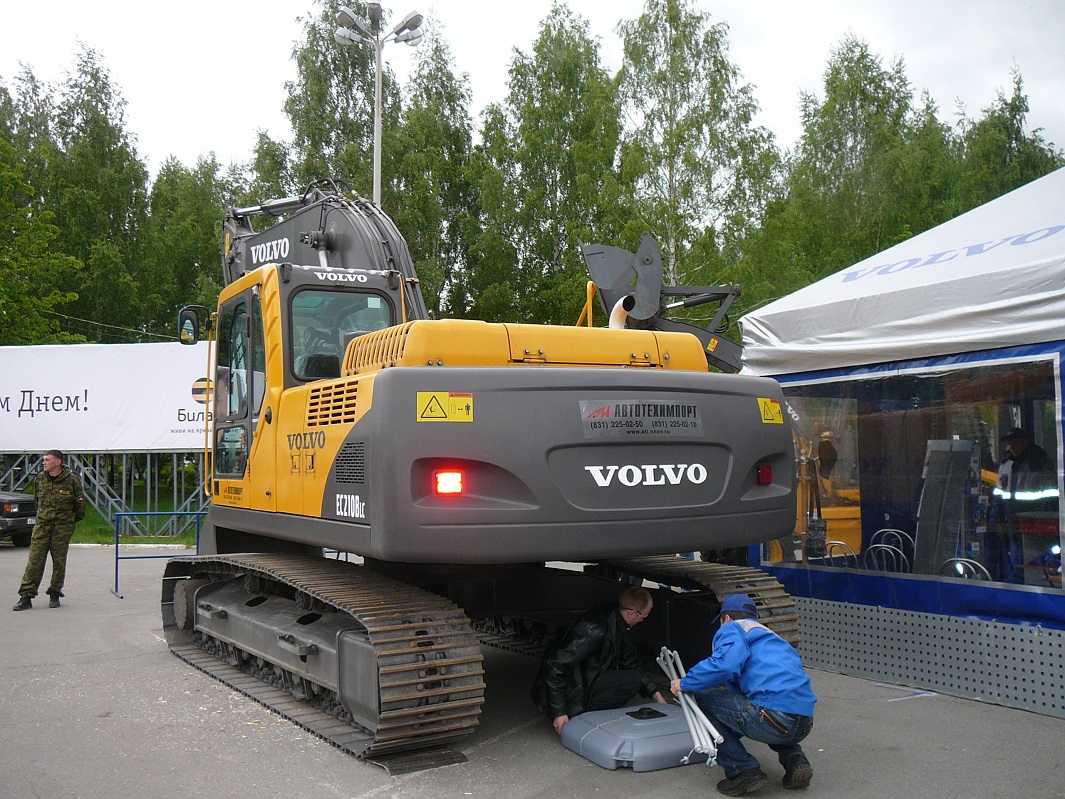 Удмуртия, № (18) Б/Н СТ 0038 — Volvo EC210