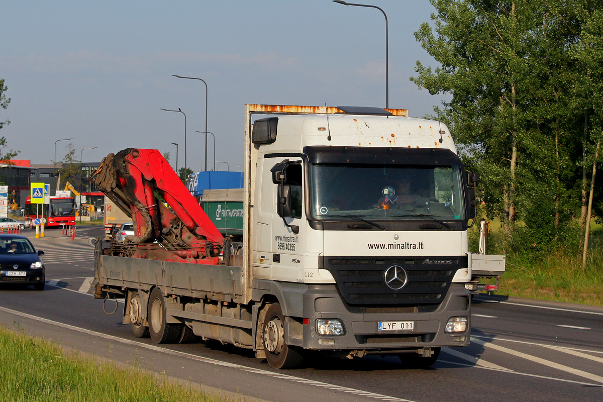 Литва, № LYF 011 — Mercedes-Benz Actros ('2003) 2536