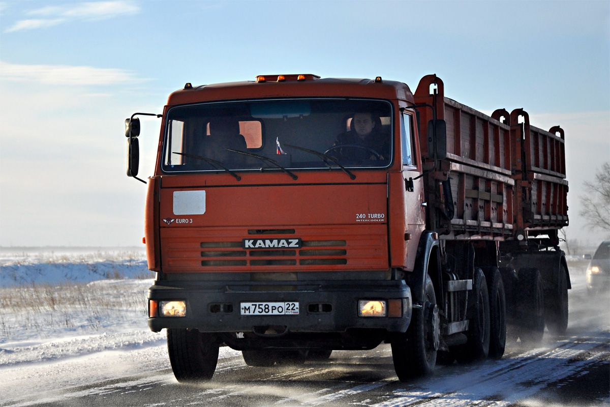 Алтайский край, № М 758 РО 22 — КамАЗ-65115-15 [65115R]