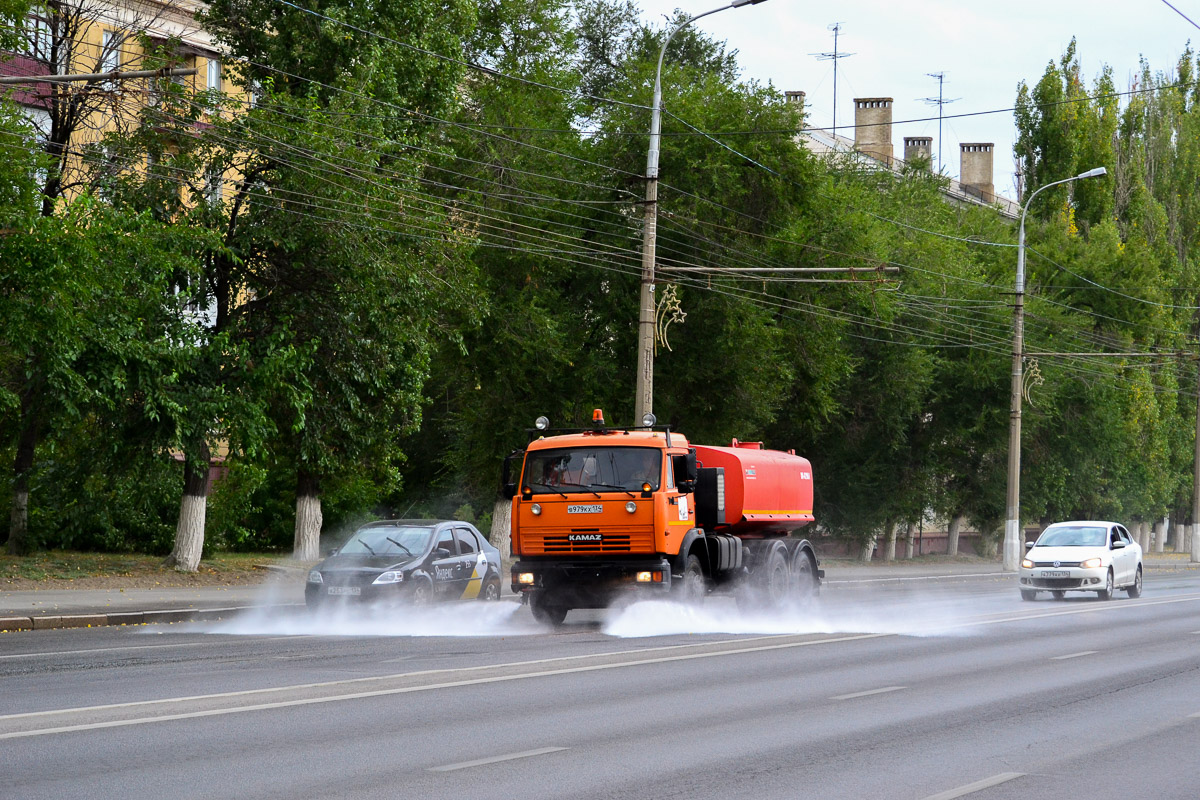 Волгоградская область, № В 979 КХ 134 — КамАЗ-65115-62