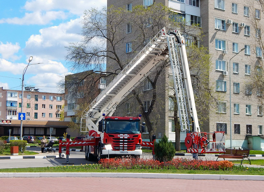 Воронежская область, № Р 892 ХУ 36 — Scania ('2011) P360