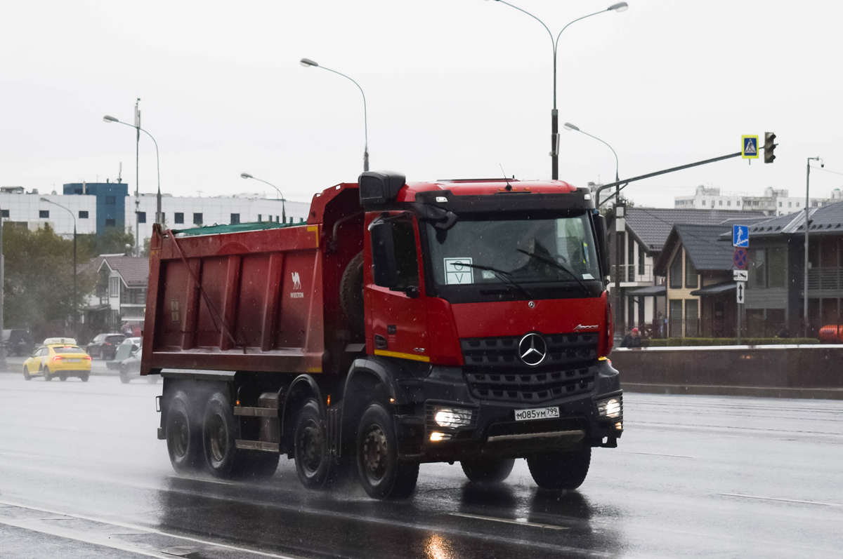 Москва, № М 085 УМ 799 — Mercedes-Benz Arocs 4145 [Z9M]