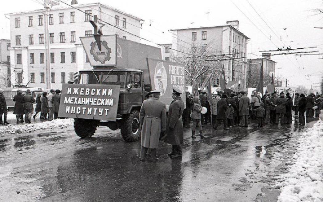 Удмуртия — Исторические фотографии (Автомобили)