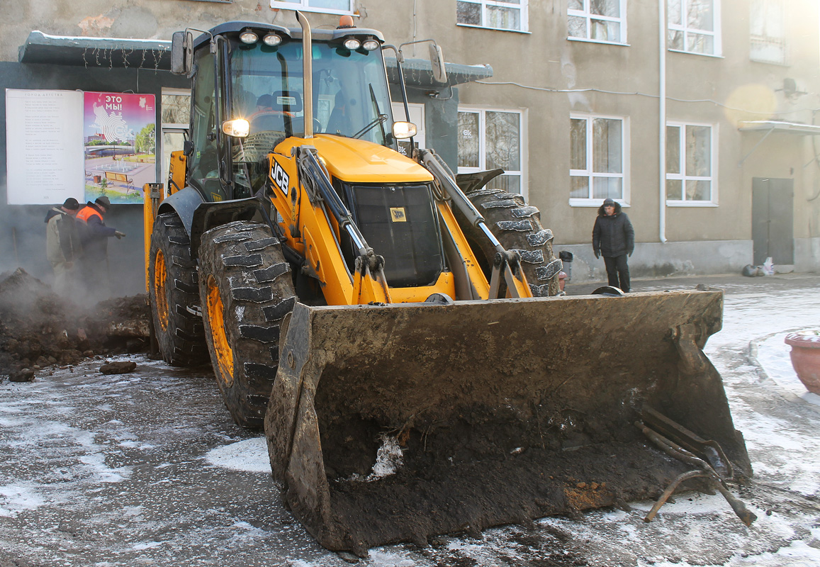 Омская область, № 6243 ОО 55 — JCB 4CX