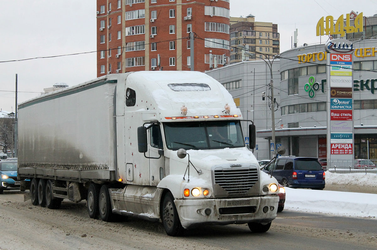 Москва, № К 620 ВТ 77 — Freightliner Century Class