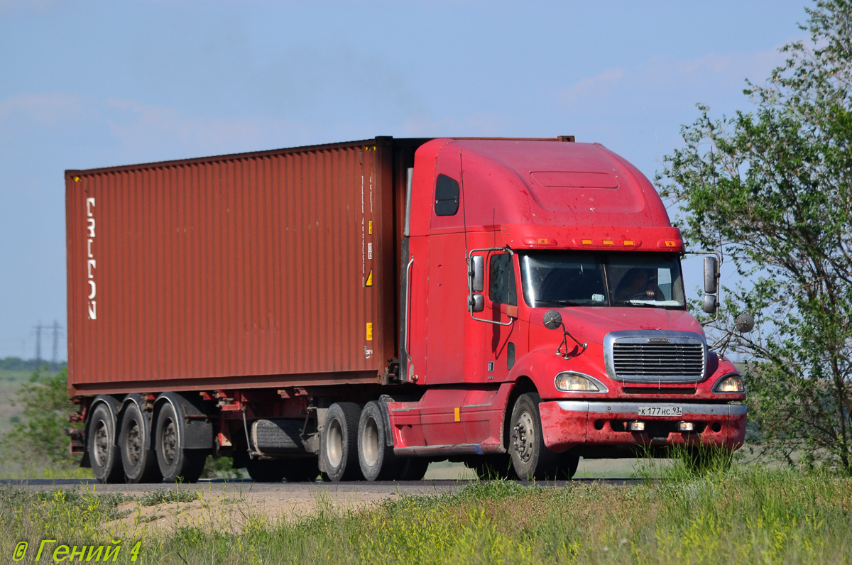 Краснодарский край, № К 177 НС 93 — Freightliner Columbia