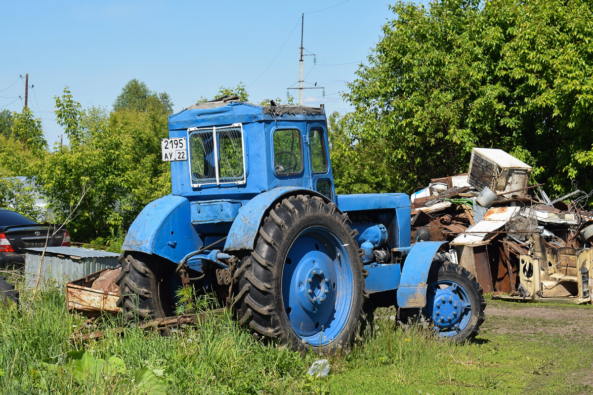 Алтайский край, № 2195 АУ 22 — Т-40АМ