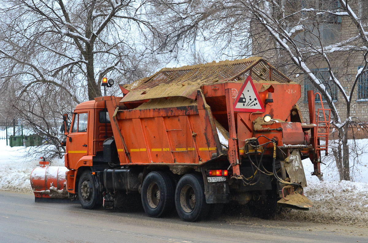 Волгоградская область, № В 312 ВУ 134 — КамАЗ-65115-L4