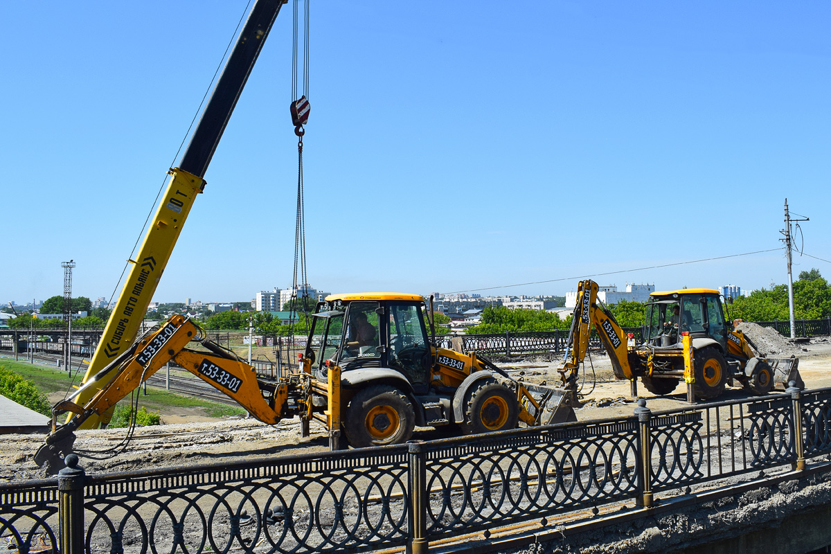 Алтайский край, № 5040 МС 22 — JCB 3CX; Алтайский край, № 9999 АУ 22 — JCB 3CX