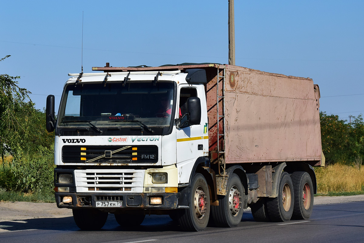 Тульская область, № Р 757 КН 71 — Volvo ('1998) FM-Series