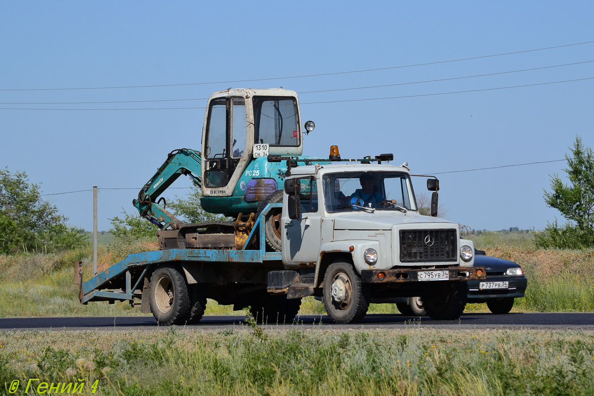 Волгоградская область, № С 795 УВ 34 — ГАЗ-3309