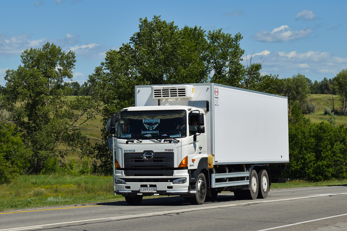 Алтайский край, № С 269 ХА 22 — Hino 700