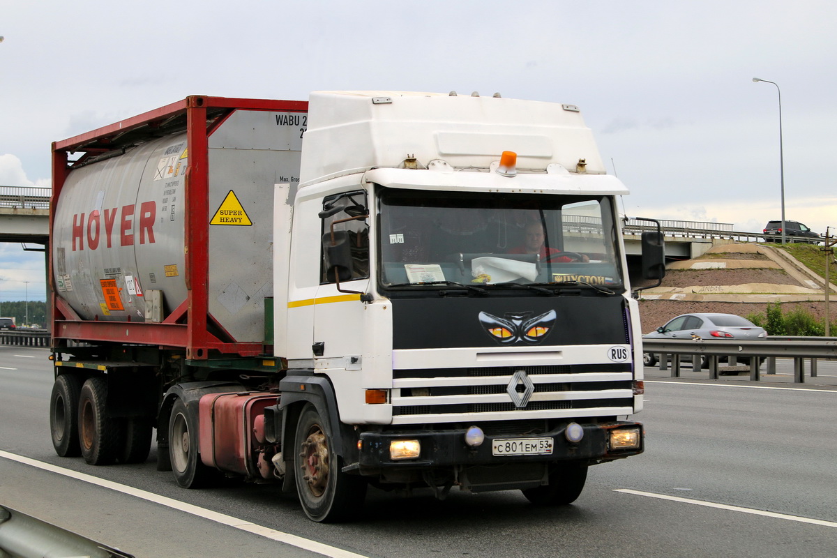 Новгородская область, № С 801 ЕМ 53 — Renault R-Series Major