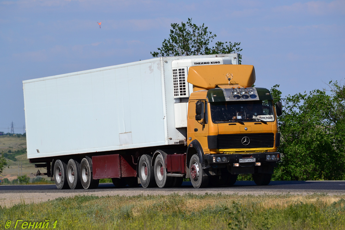 Ставропольский край, № М 881 АН 26 — Mercedes-Benz NG (общ. мод.)