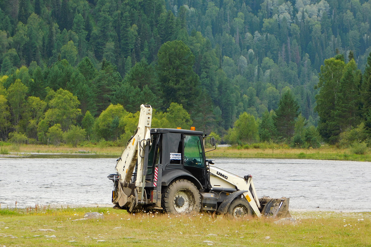 Алтай, № 9728 АУ 04 — TLB-825 (RM-Terex) (UMG)