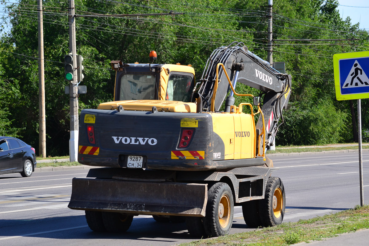 Волгоградская область, № 9287 СН 34 — Volvo EW145