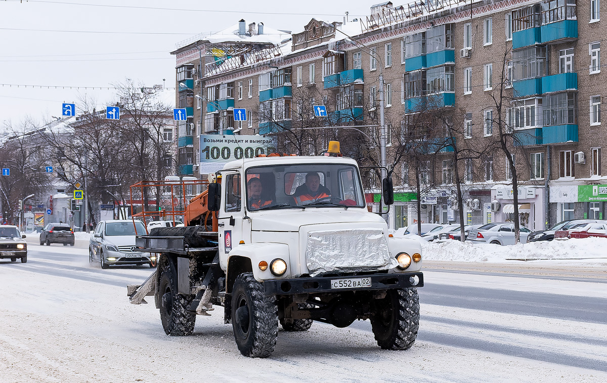 Башкортостан, № С 552 ВА 02 — ГАЗ-3308 «Садко»