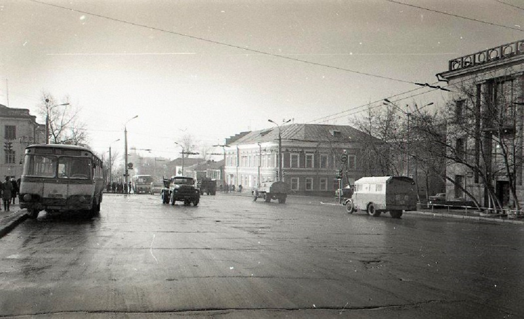 Удмуртия — Исторические фотографии (Автомобили)