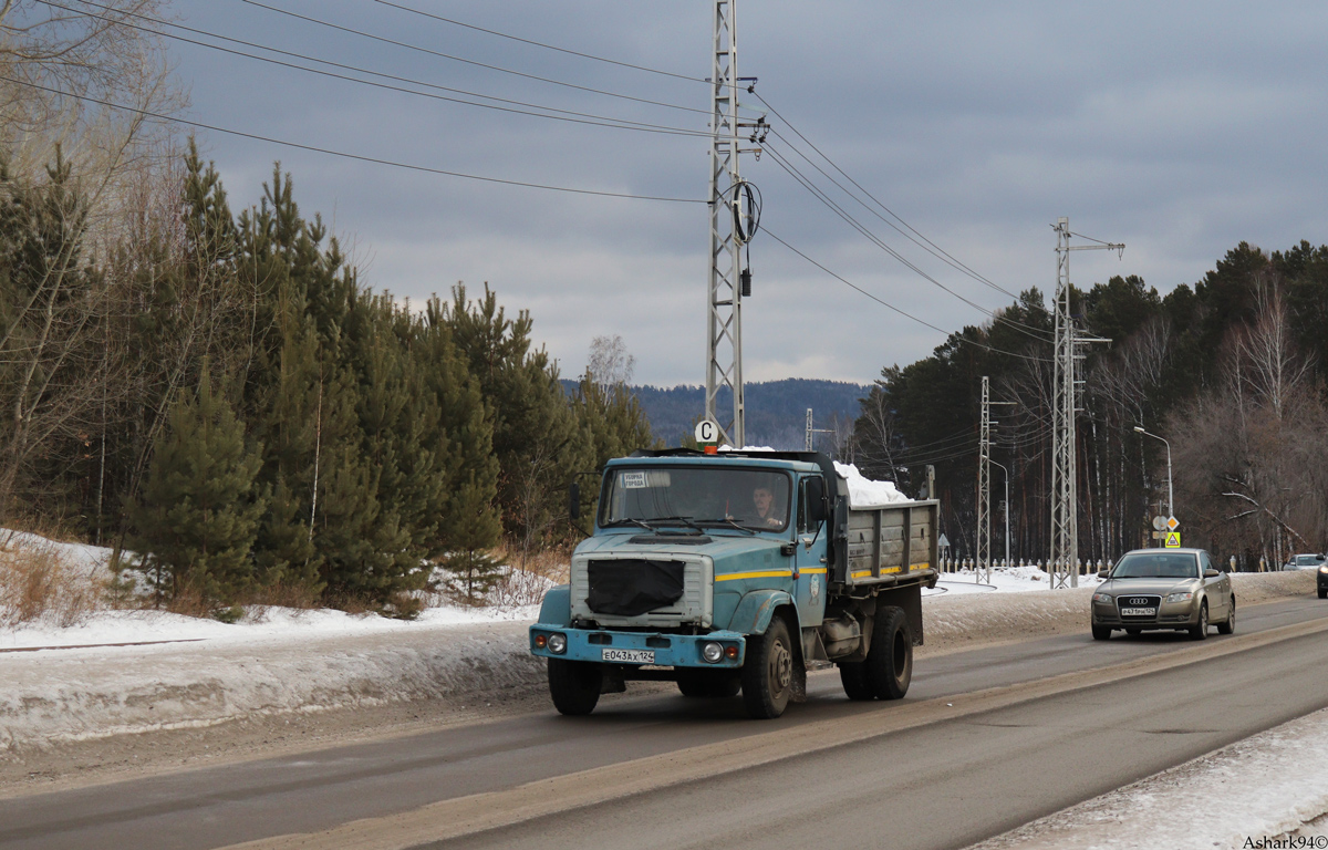 Красноярский край, № Е 043 АХ 124 — ЗИЛ-494560