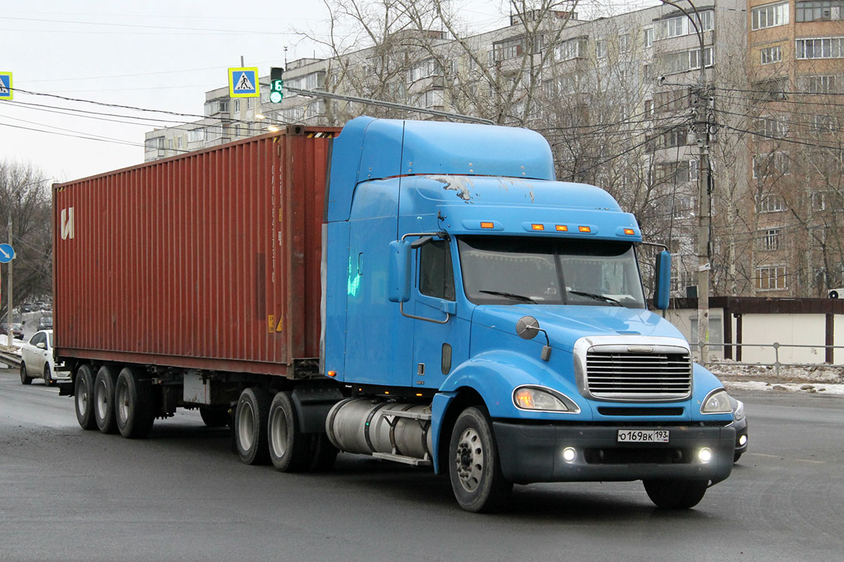 Краснодарский край, № О 169 ВК 193 — Freightliner Columbia