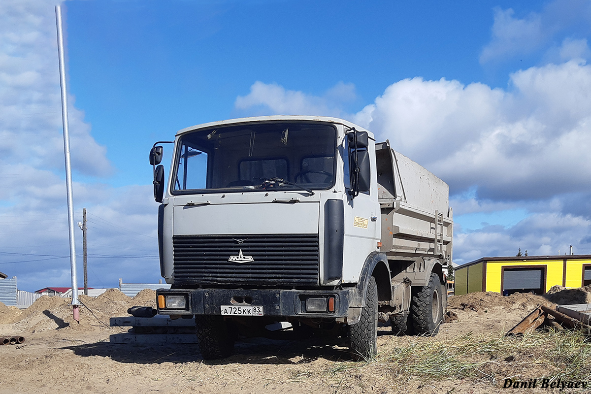 Ненецкий автономный округ, № А 725 КК 83 — МАЗ-5551 [555100]