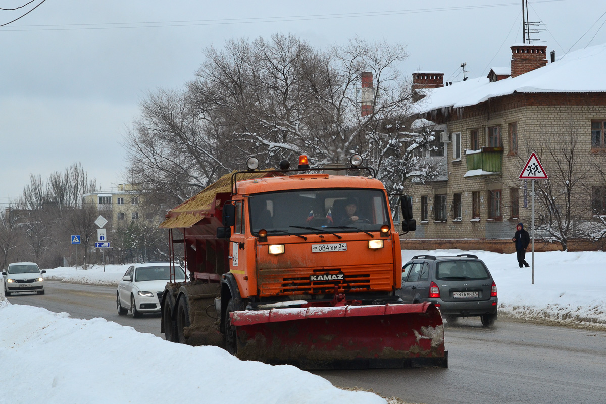 Волгоградская область, № Р 084 ХМ 34 — КамАЗ-65115-62