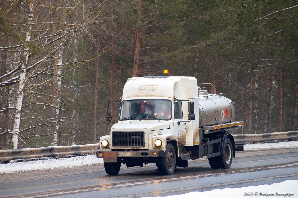 Тамбовская область, № Н 976 НХ 68 — ГАЗ-3309