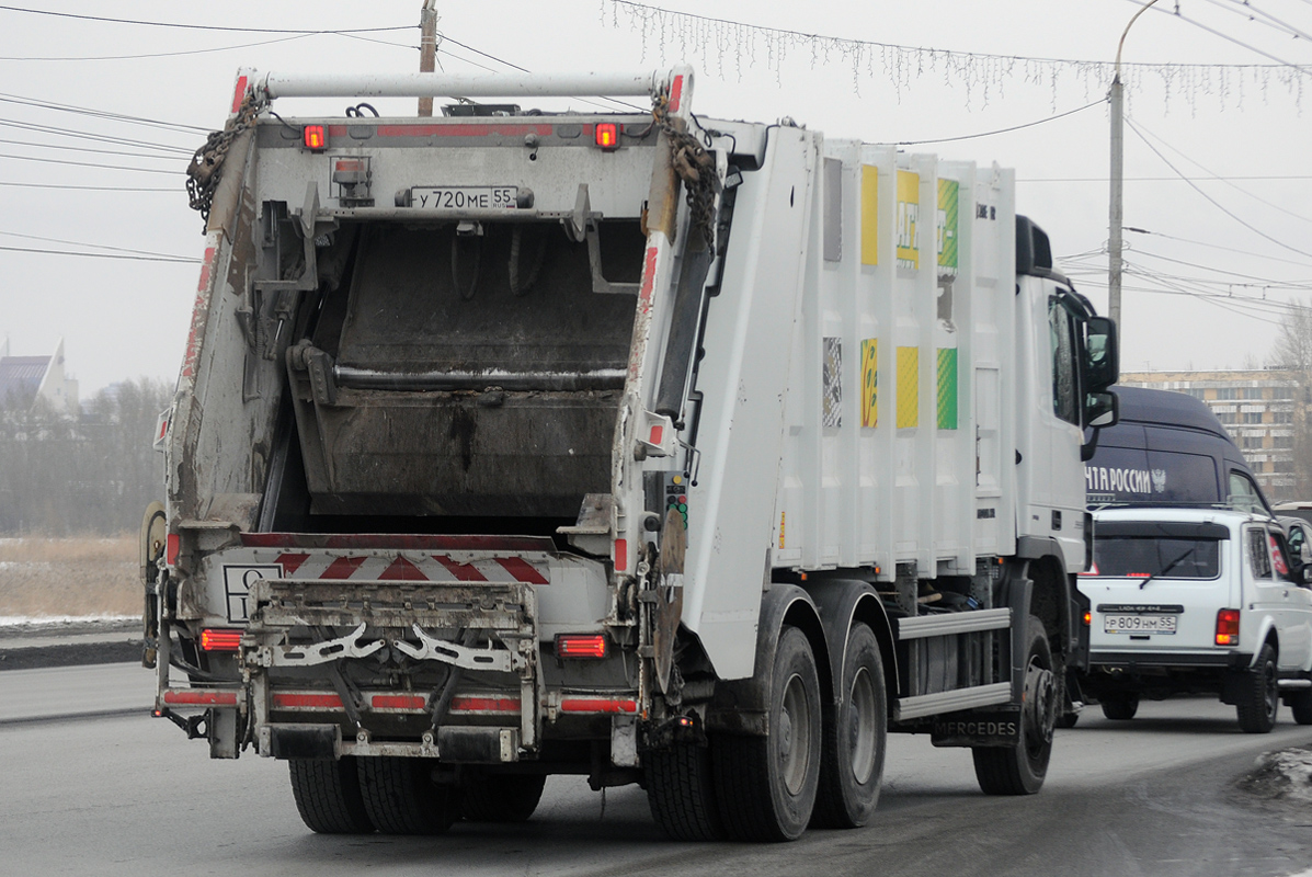 Омская область, № У 720 МЕ 55 — Mercedes-Benz Actros '09 3336 [Z9M]