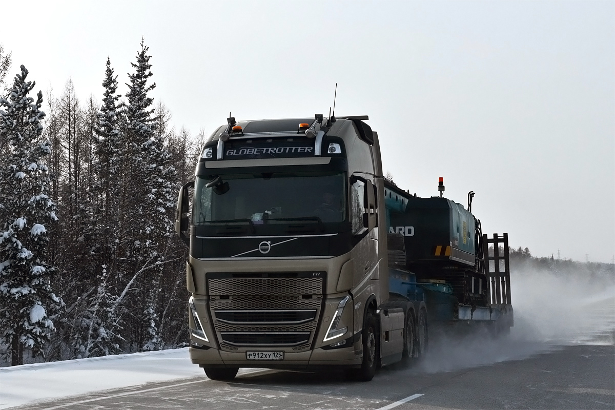 Приморский край, № Р 912 ХУ 125 — Volvo ('2020) FH.540