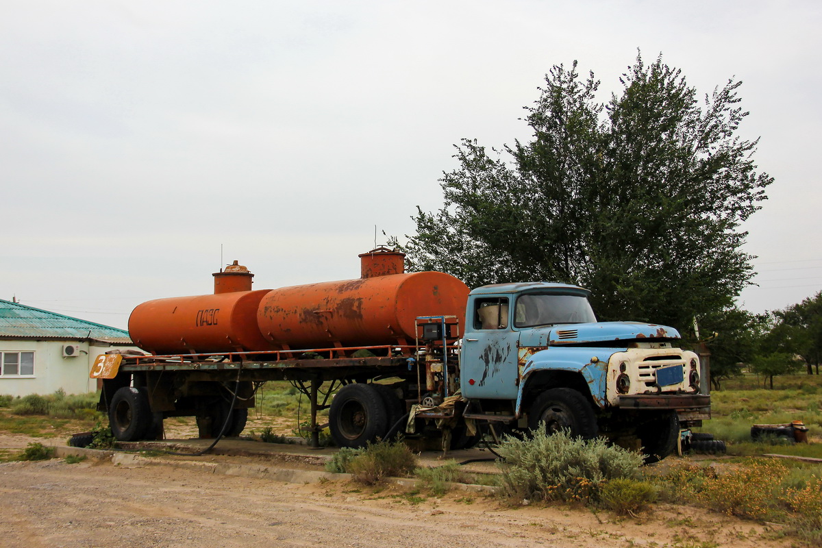 Калмыкия, № (08) Б/Н 0001 — ЗИЛ-441510