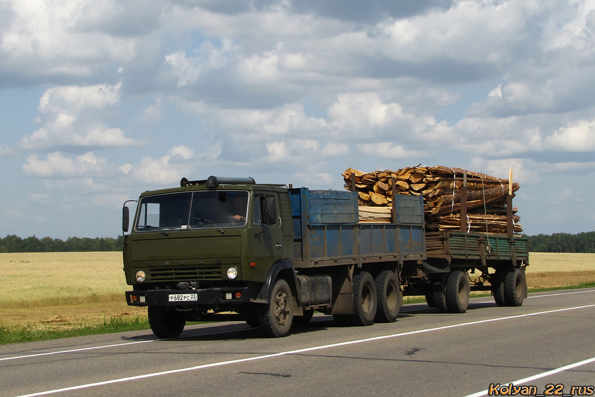 Алтайский край, № Р 682 РС 22 — КамАЗ-53212