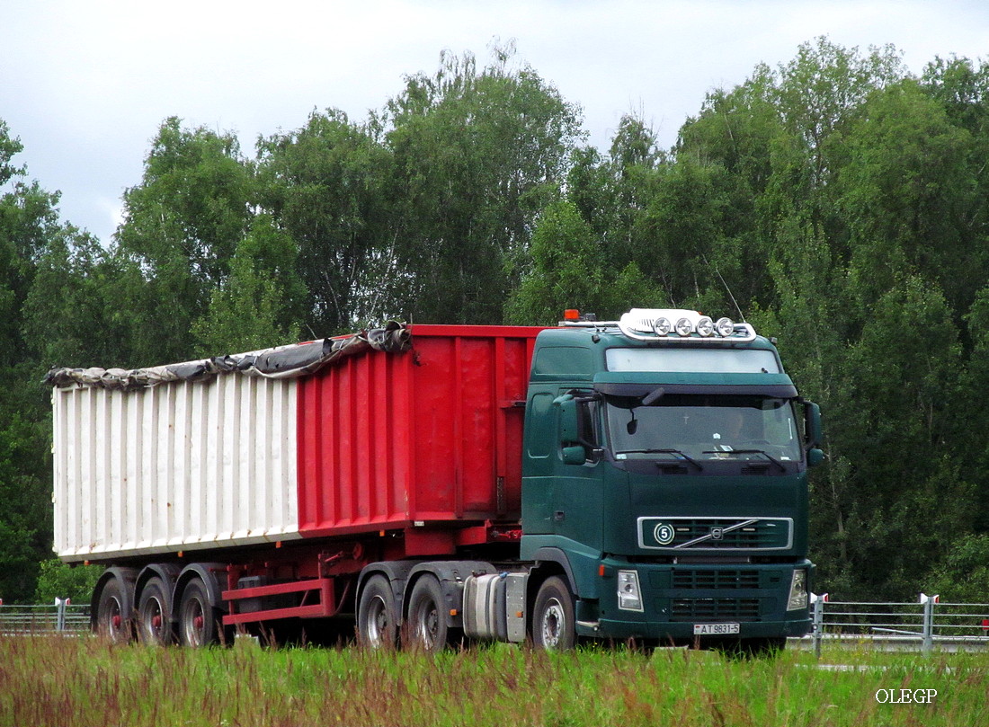 Минская область, № АТ 9831-5 — Volvo ('2002) FH-Series